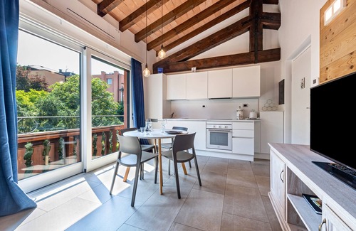 Toscolano Maderno Apartment | Apartment Al segnavento Montese with Pool, Garden & Wi-Fi