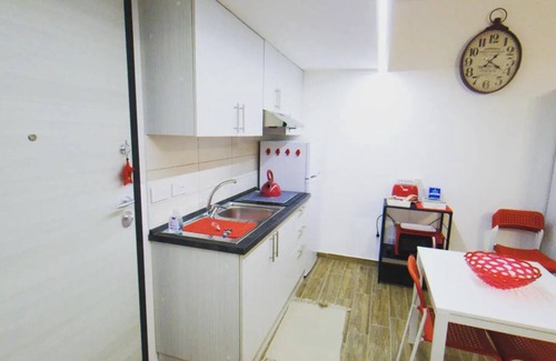 Corso dei Mille - Sant'Erasmo Apartment | APARTMENT AND PARKING SPACE IN THE CENTER OF PALERMO