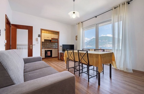 Assenza Apartment | Apartment 'Appartamento Sogno' with Lake View, Wi-Fi and Air Conditioning