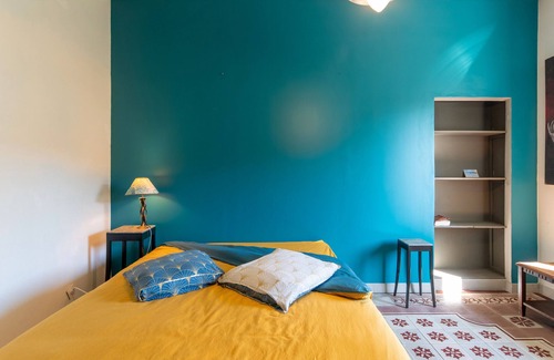 Le Teil Bed & Breakfast | Apartment 'Bleue' with Shared Terrace, Shared Garden and Wi-Fi