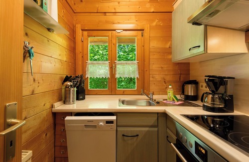 Stamsried Apartment | Apartment 'Blockhaus Hedwig Zwei' with Shared Pool, Private Terrace and Wi-Fi