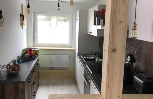 Kastellaun Apartment | Apartment Burgblick - Apartment, shower and bath, toilet, 2 bedrooms