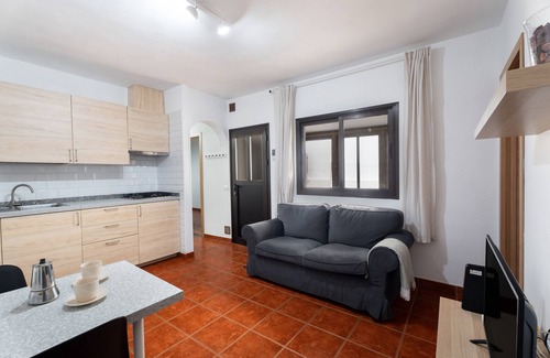 Valverde Apartment | Apartment 'Casa El Isleño' with Sea View, Private Terrace and Wi-Fi