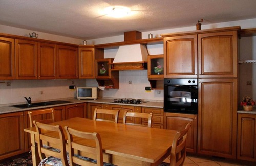 Pila Apartment | Apartment 'Casa D' Antan Gressan' with Mountain View, Private Garden and Balcony