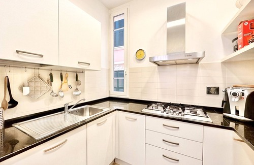 Finale Pia Apartment | Apartment 'Casa Dell Asinello' with Balcony, Wi-Fi and Air Conditioning
