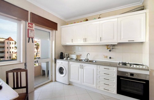 Vila Real Santo Antonio Apartment | Apartment 'Casa Do Mestre' with Balcony and Wi-Fi