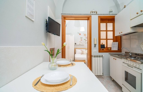 Rovittello Apartment | Apartment 'Casa Idda' with Mountain View and Wi-Fi