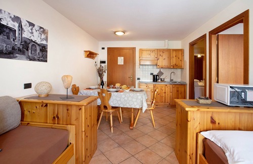 Santa Caterina Valfurva Apartment | Apartment 'Chalet Primula 11' with Mountain View, Private Terrace and Wi-Fi