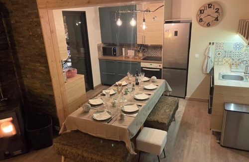 Briancon Apartment | Apartment 'Chez Nous Piste Noire' with Mountain View, Balcony and Wi-Fi