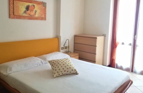 Zorzino Apartment | Apartment Chiara. .