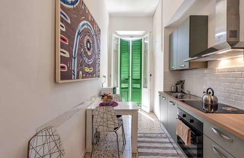 San Jacopino Apartment | Apartment 'Comfort Polimoda' with Balcony, Wi-Fi and Air Conditioning