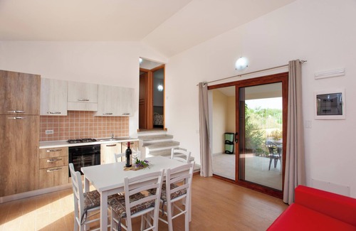 Luddui Apartment | Apartment "Diana 4" Close to Several Beaches with Sea View, Garden & Terrace