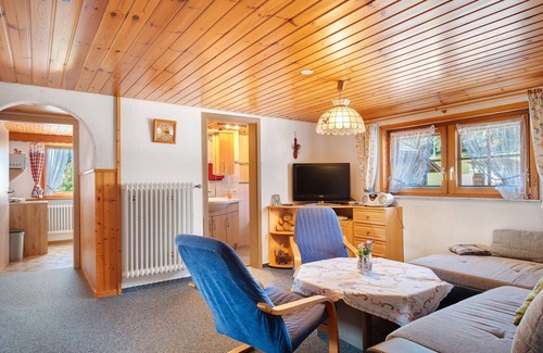 Furtwangen Apartment | Apartment 'Feldbergblick' with Mountain View, Shared Garden and Wi-Fi