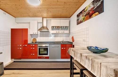 Offenhausen Apartment | Apartment 'Ferienwohnung Annette' with Shared Terrace and Wi-Fi