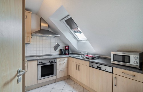 Lautenbach Apartment | Apartment 'Ferienwohnung 1 Og - Rechts with Mountain View and Wi-Fi