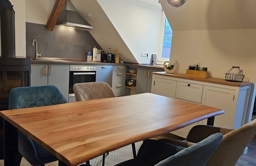Erfurt Apartment | Apartment 'Ferienwohnung Am Dom 2' with Wi-Fi