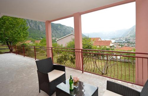 Skaljari Apartment | Apartment Gara