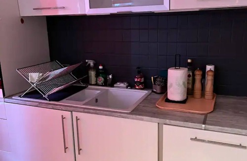 Commercy Apartment | Apartment 'Grand Appartement Plein Centre' with Private Terrace, Wi-Fi and Air Conditioning