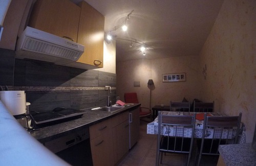 Lermoos Apartment | Apartment 'Grubig' with Mountain View, Shared Garden and Wi-Fi