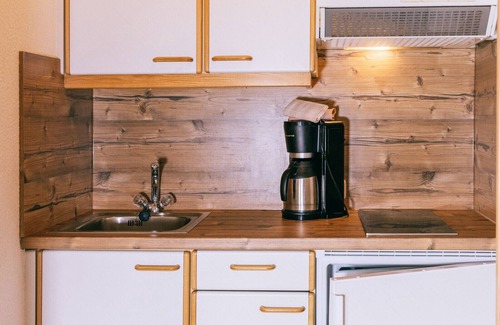 Nesselwaengle Apartment | Apartment 'Hahnenkamm - 12' with Mountain View, Shared Terrace and Wi-Fi