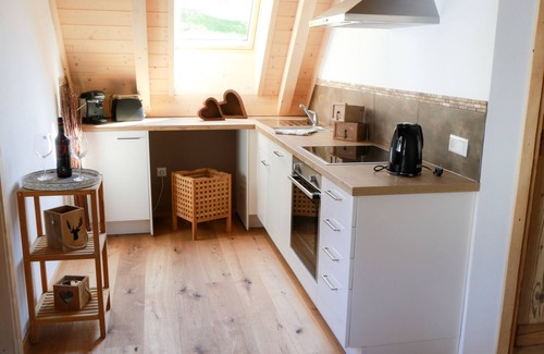 Lautenbach Apartment | Apartment 'Heimatglück 3, Maisonette, 42qm' with Shared Terrace, Balcony and Wi-Fi