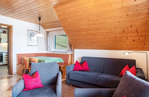 Titisee-Neustadt Apartment | Apartment 'Hochfirst' with Mountain View, Shared Terrace and Wi-Fi