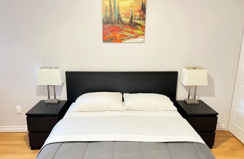 Plateau Mont Royal Apartment | APARTMENT HOTEL ST-DENIS