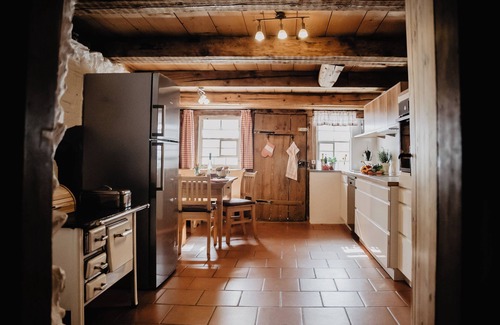 Titisee-Neustadt House | Apartment 'Hüsli' with Private Terrace, Private Garden and Wi-Fi