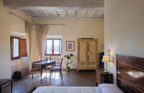 Bagnoregio Apartment | Apartment in a historic building in the center of Bagnoregio.