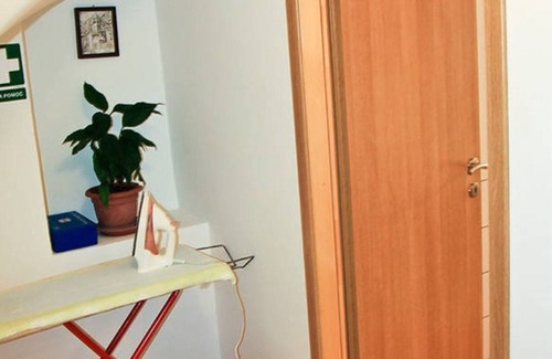 Borak Apartment | Apartment in a traditional stone house, in the historic center of Omis