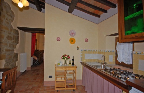 San Pietro a Cegliolo House | Apartment in Farmhouse