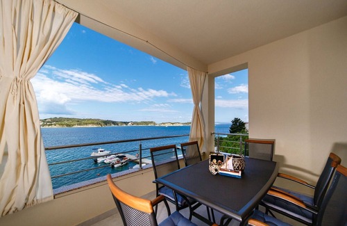 Rab Town Apartment | Apartment in Supetarska Draga by the Beach