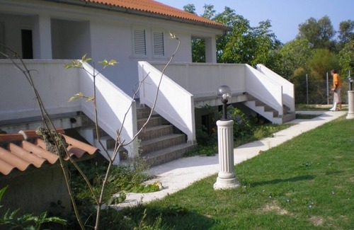 Kampor Apartment | Apartment in Kampor with Seaview, Terrace, Air condition, WIFI (4610-4)