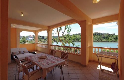 Rab Town Apartment | Apartment in Kampor with sea view, balcony, air conditioning, WiFi (4838-1)