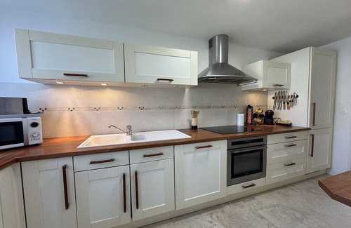 Le Mans Apartment | Apartment in Le Mans near Antarès Stadium