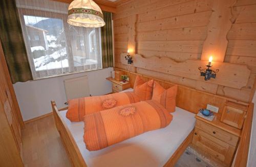 Arzl im Piztal Apartment | Apartment in Pitztal with Mountain Views