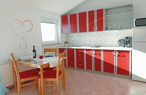 Senj Apartment | Apartment in Senj near Sea and Pool
