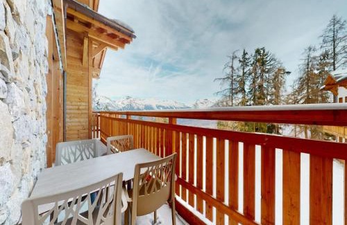 Veysonnaz Apartment | Apartment in Ski In Ski Out location
