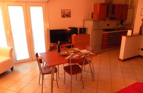 Barriera Vecchia-San Giacomo Apartment | Apartment in the city center + Wi-Fi + Car Park