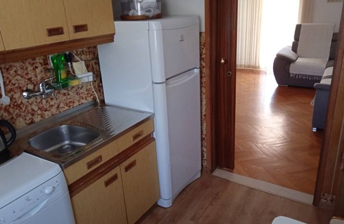 Sumartin Apartment | Apartment Jadrato - 100 m from sea: - Sumartin, Island Brac, Croatia