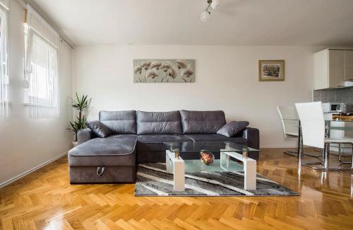 Podstrana Apartment | Apartment Jully