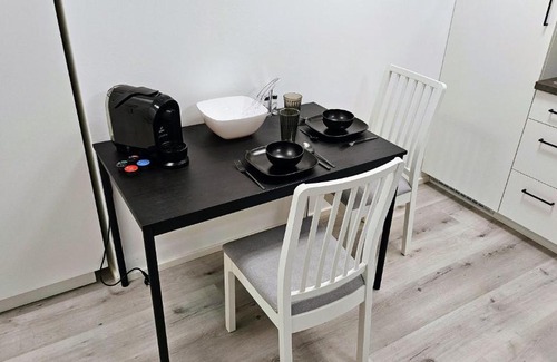 Links der Wertach-Sud Apartment | Apartment Küche Arbeitsplatz Netflix WLan Barrierefrei