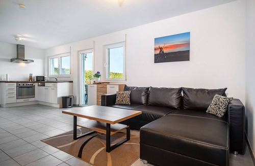 Markdorf Apartment | Apartment 'Kienast' with Mountain View, Private Terrace and Wi-Fi