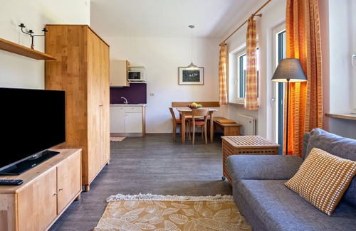 Silandro Apartment | Apartment 'Kortscherhof Apt Typ 2-1' with Mountain View, Private Terrace and Wi-Fi