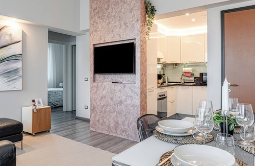 San Jacopino Apartment | Apartment 'La Casa Di Camilla' with Private Terrace, Wi-Fi and Air Conditioning
