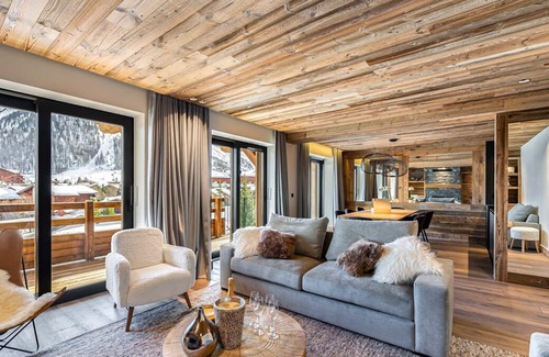 Val-d'Isere Villa | Apartment La Vue - Four Bedroom Villa, Sleeps 9
