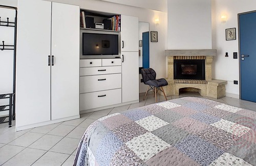 Lamalou-les-Bains Apartment | Apartment Lamalou-les-Bains, 1 bedroom, 2 people