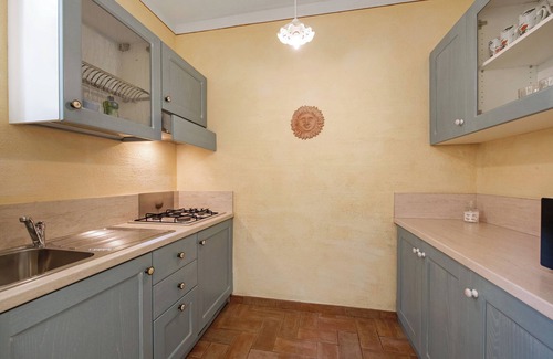Soiano del Lago Apartment | Apartment 'Lavanda' with Private Pool, Wi-Fi and Air Conditioning