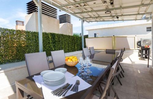 Cambrils Apartment | Apartment Luxury Atic Cambrils by Interhome