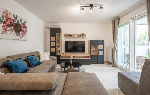 Sarsoni Apartment | Apartment Magic Moments